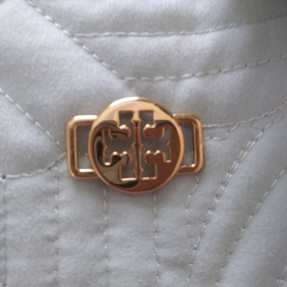 Authentic Tory Burch replacement Gold Metal Logo - Picture 2 of 9